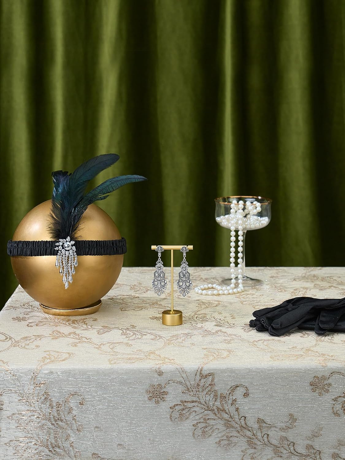 Glamorous 1920s Flapper Accessories Set - Elevate Your Vintage Style